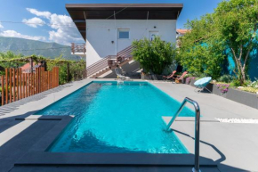 Pure Sky Apartments - with pool